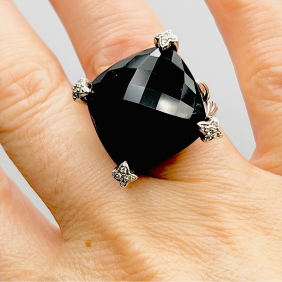 David Yurman Onyx & Diamond Cushion On
Point Ring - Picture 5 of 10